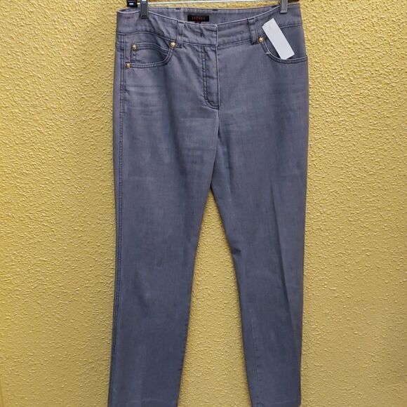 Escada jeans   - Picture 1 of 4